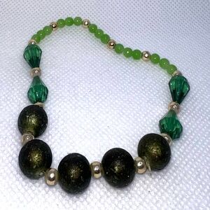 Elegant Green‎ Beaded Bracelet
